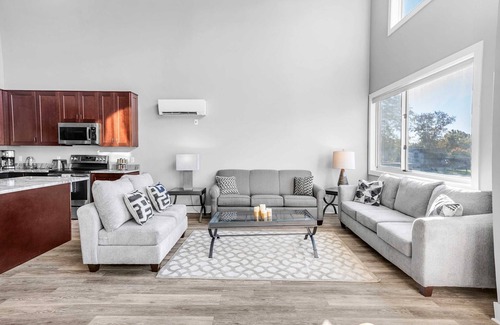 Birmingham Apartamento | Elegant Parkside Retreat