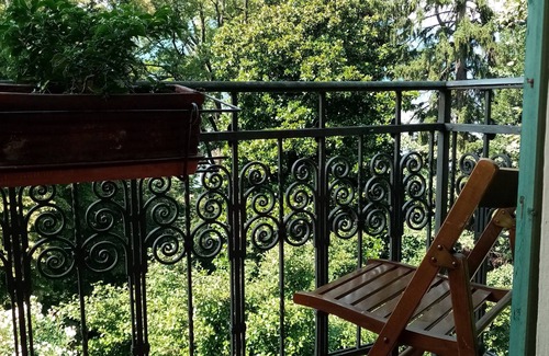 Castello Casa | Elegant private room with lake view balcony