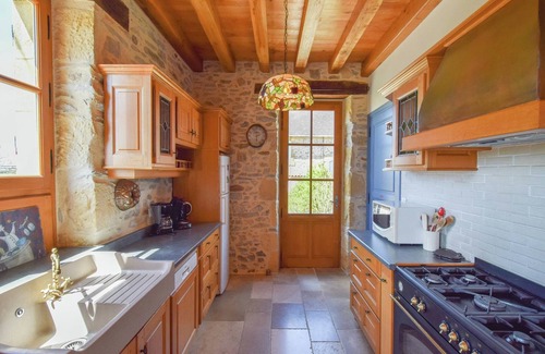 Saint-Medard-d'Excideuil Villa | Casa Encantadora en Périgord con Piscina