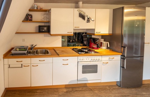 Herrischried Apartamento | Elegante Ferienwohnung mit Außenpool Schwarzwald