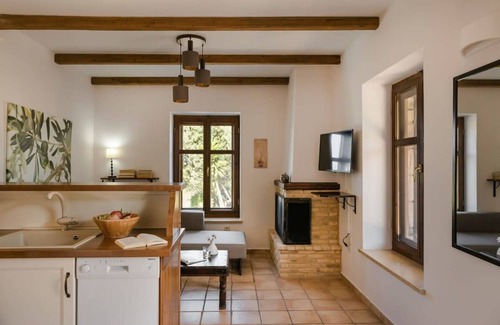 Kardamyli Casa | Eleonas Houses - Kardamili Amelia s Bliss