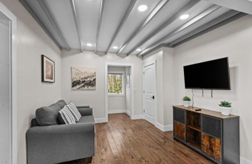 Charter Hills Casa | Elevation Escape