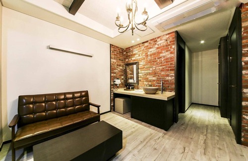 Hwaseong Hotel | Elga Hotel