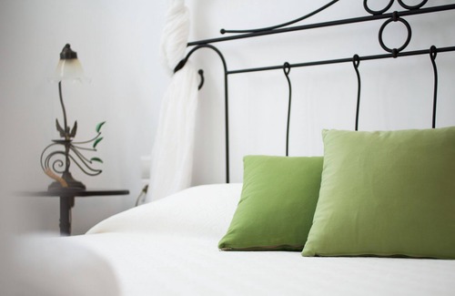 Agia Paraskevi Villa | ELIA - Villa soleada con piscina privada y vistas al mar