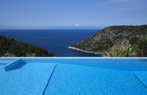 Skopelos Villa | Elies Houses
