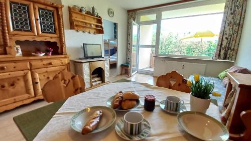 Bodensdorf Apartamento | ELISABETH Haus KMB Seeappartement am Ossiacher See, Hallenbad, Skiarena Gerlitzen