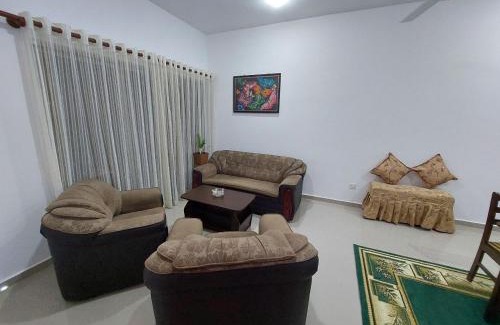 Kaduwela Apartamento | Elixia Emerald 2 Bed Room Fully Furnished Apartment, Colombo, Malabe