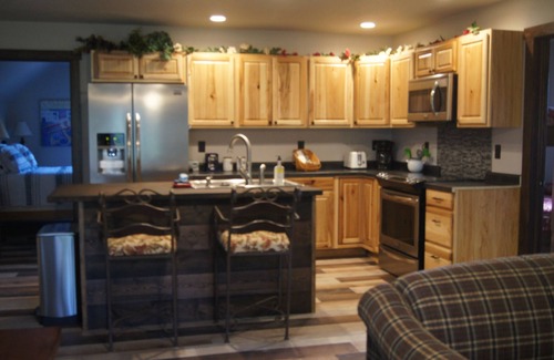 Custer Chalet De Esquí | Elk Haven Vacation Cabins, Custer SD, The Blue Bird's Nest
