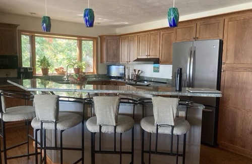 Williamsburg Casa | Casa Elk Lake Premier, frente al mar privado, cerca de Traverse City.