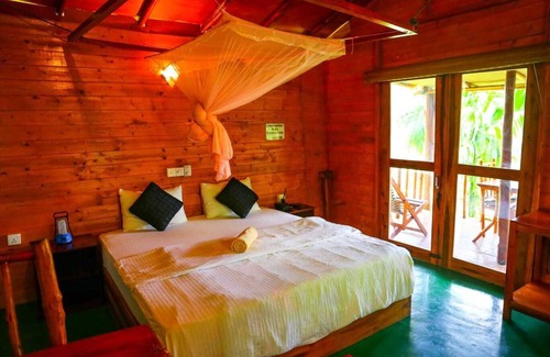 Ella Casa | Ella Bamboo Cabana