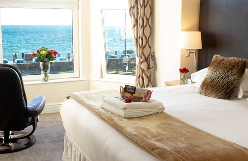 Douglas Hotel | Ellan Vannin Hotel