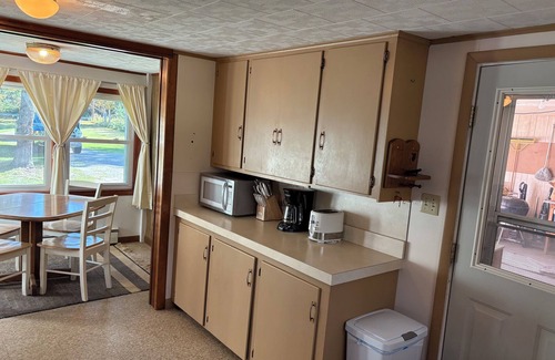 Grand Marais Casa | Ellen Street Haven- perfect 3 bedroom house close to town and snowmobile trails