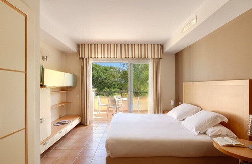 Elviria Hotel | Elviria Hills Living