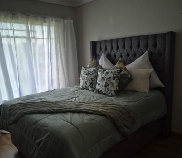 Roodeplaat Casa | Elysium Falls House