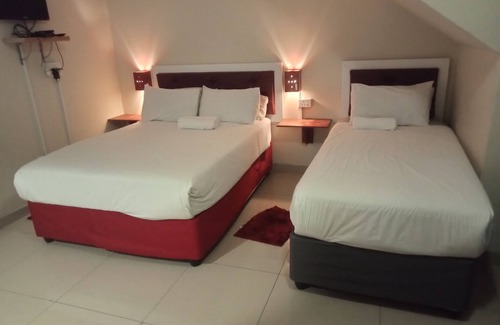 Mbizana Casa | Emampingeni Lodge