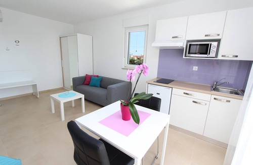 Rovinj Apartamento | Estudio Emanuel / EMANUEL Estudio con balcón 2