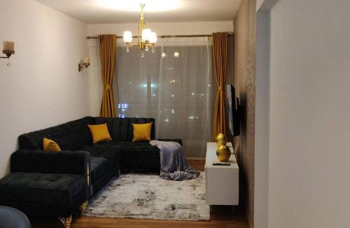 Nairobi Apartamento | Emaza Lux Stylish, Modern 1 Bedroom Apartment, Pool & Gym, at Mi Vida Garden City