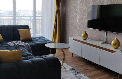 Nairobi Apartamento | Emaza Lux Stylish, Modern 1 Bedroom Apartment, Pool & Gym, at Mi Vida Garden City