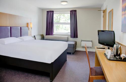 Team Valley Hotel | Embassy Hotel, Gateshead Newcastle, Sure Hotel Collection by Best Western