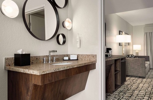 Harbordale Hotel | Embassy Suites by Hilton Fort Lauderdale 17th Street