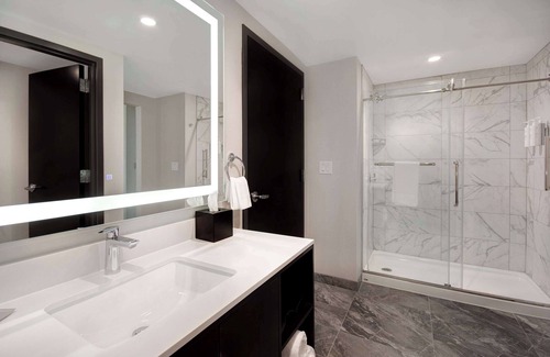 Alpharetta Hotel | Embassy Suites By Hilton Alpharetta Halcyon