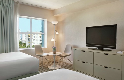 Villas del Palmar Sur Complejo | Embassy Suites by Hilton San Juan Hotel & Casino