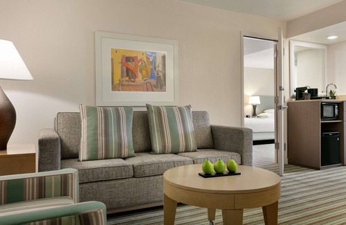 Villas del Palmar Sur Complejo | Embassy Suites by Hilton San Juan Hotel & Casino