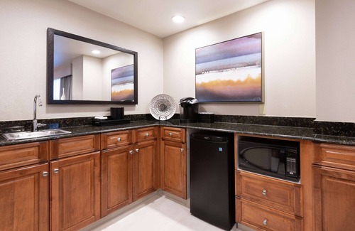 Rogers Hotel | Embassy Suites Northwest Arkansas - Hotel, Spa & Convention