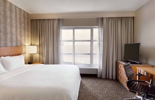 Rogers Hotel | Embassy Suites Northwest Arkansas - Hotel, Spa & Convention