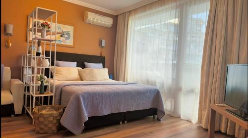 Ravda Apartamento | Emerald Breeze Studio in Hotel SPA Resort Emerald