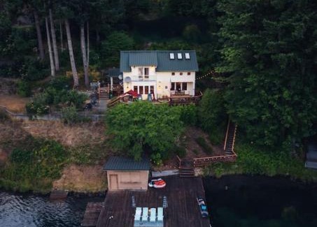 Port Angeles Casa | Emerald Haven Lakeside Paradise, Ultimate Retreat