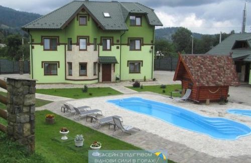 Mykulychyn Apartamento | Emerald House