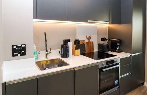 Holbeck Cabaña | Emerald Retreat