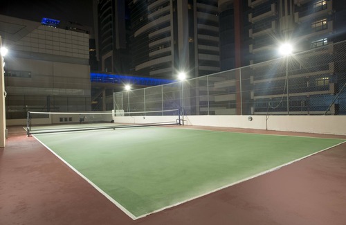 Trade Center Apartamento | Emirates Grand Hotel