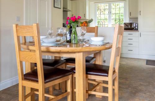 Winchcombe Casa | Emma Dent