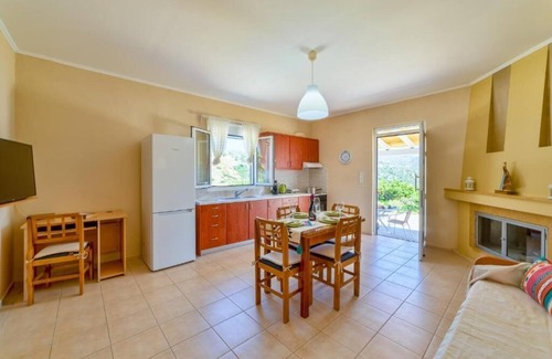 Vizari Apartamento | Emmanuela with garden and sea view-Triopetra