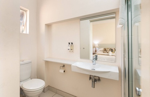 Greater Johannesburg Metropolitan Area Casa | Emmarentia Guest house