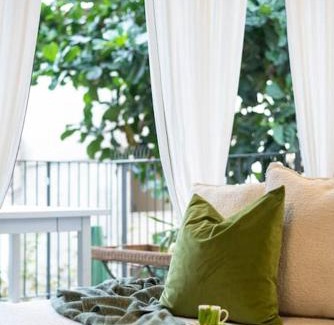 Kerem HaTeimanim Apartamento | Enchanting apartment steps from Beach Bomb Shelter