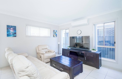 Werrington Casa | Enchanting building with WiFi in Werrington - 4 bedrooms available