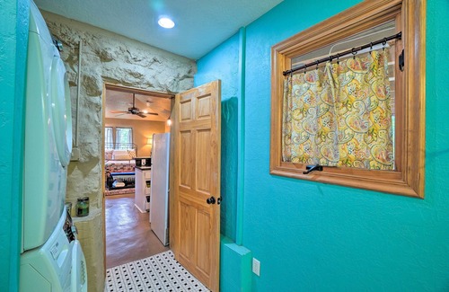 Medicine Park Cabaña | Enchanting Hilltop Cottage in Medicine Park!