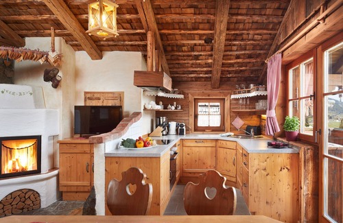 Hundsdorfl Chalet De Esquí | Almchalet rústico de 4 * para 4-6 personas cerca del pueblo de Flachau