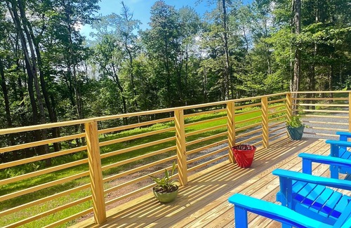 Parksville Casa | Enchanting Mountain retreat -hot tub - sauna - 20 acres - wifi