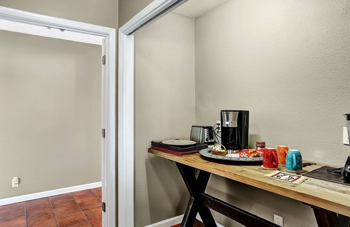 Bear Canyon Casa | Encantadora serenidad del sudoeste: ¡muy cerca del golf, supermercados y restaurantes!