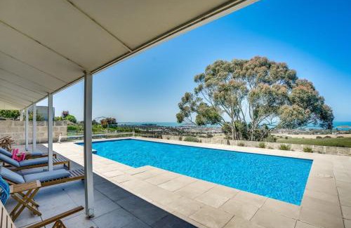 Waitpinga Casa | Encounter Blue - Waitpinga - Linen Included