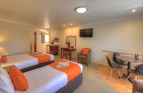 Dubbo Hotel | Endeavour Court Motor Inn