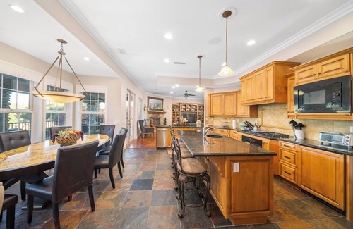 Murrieta Casa | Endless Amenities at The Estate at Oak Hollow