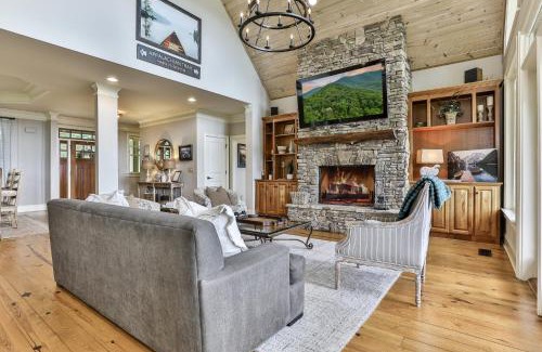 Big Canoe Casa | Endless Sky Lodge - Luxury Big Canoe Cabin with Hot Tub