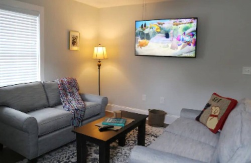 Enfield Casa | Enfield Retreat in North Carolina