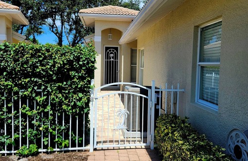 Oak Forest Villa | Englewood, Florida Villa in a Gated Community Within Minutes of Beaches