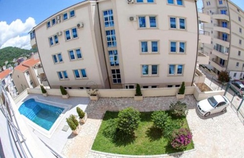 Petrovac Apartamento | ENGORA 16